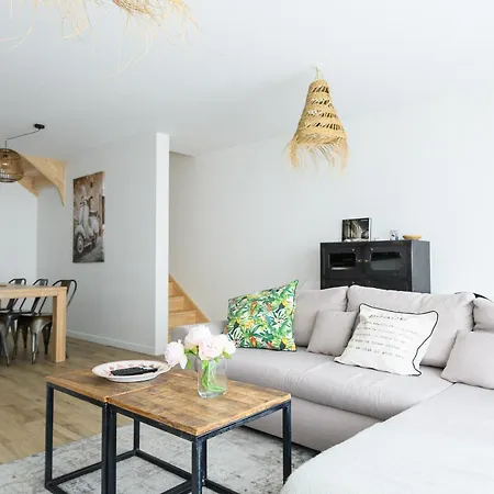 Spacieuse Et Familiale - Un Air De * أورفول