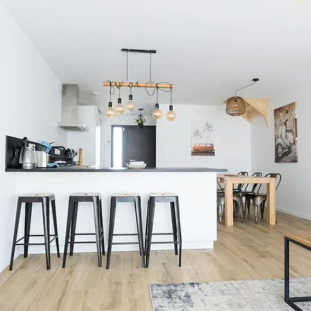 Spacieuse Et Familiale - Un Air De