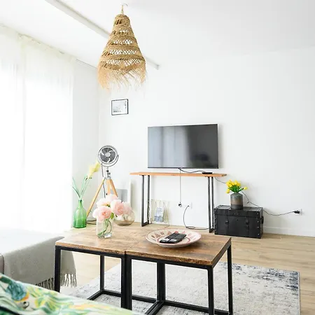 Spacieuse Et Familiale - Un Air De *