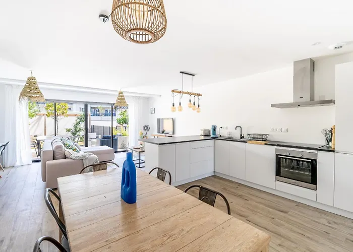 Spacieuse Et Familiale - Un Air De Orvault